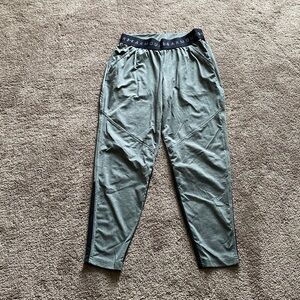 Under Armour Bottoms SIZE XS